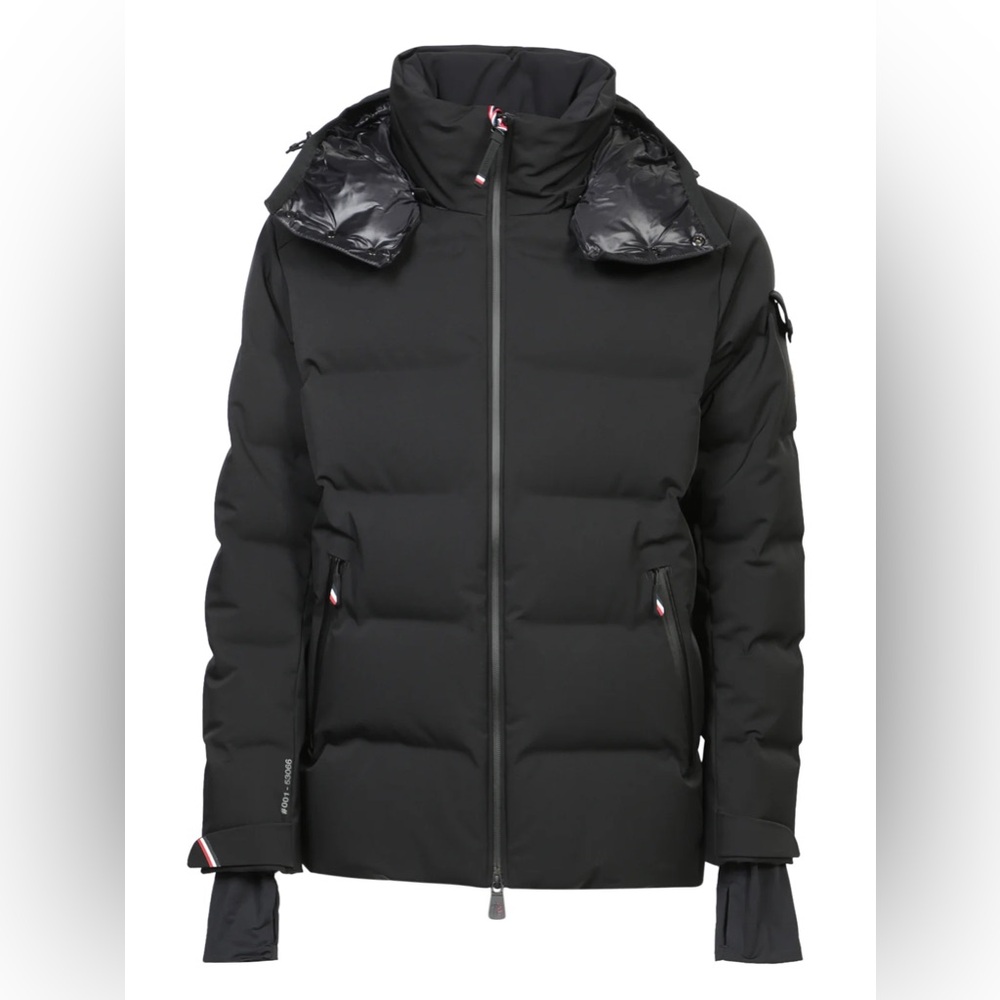 Moncler Grenoble Montgetech Short Down Jacket Size 3 (Large)